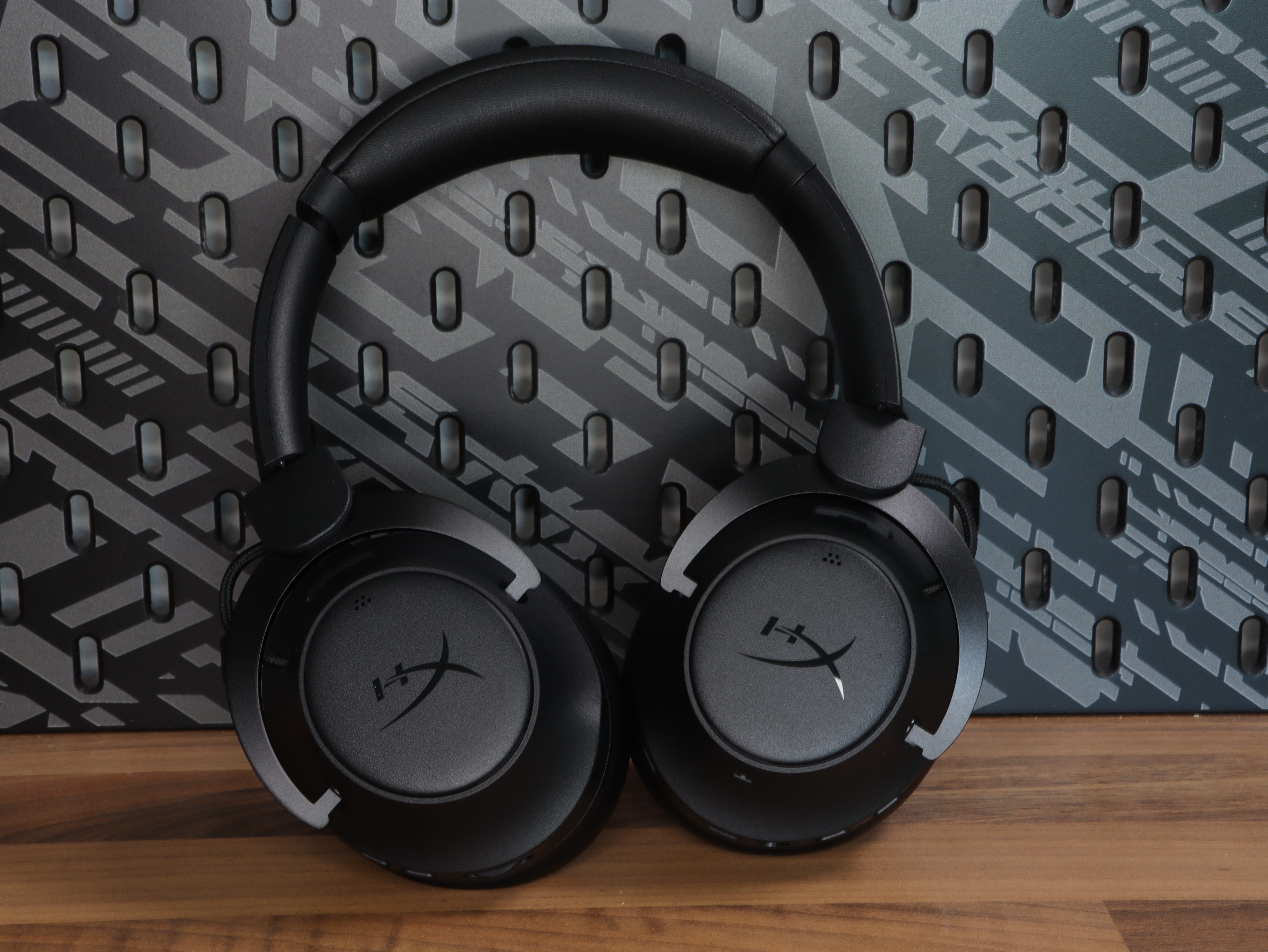 2.4 dongle bluetooth gaming signature comfort headset headphones MIX 2 Cloud HyperX Dual Wireless.JPG